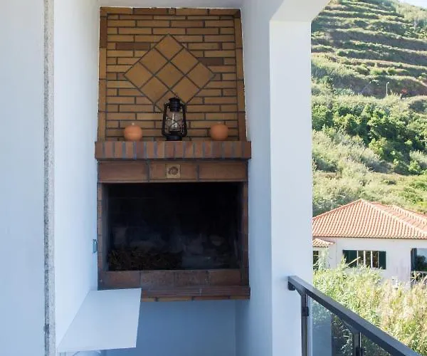 “venik House” Sea_mountains_relaxing_barbecue Daire *